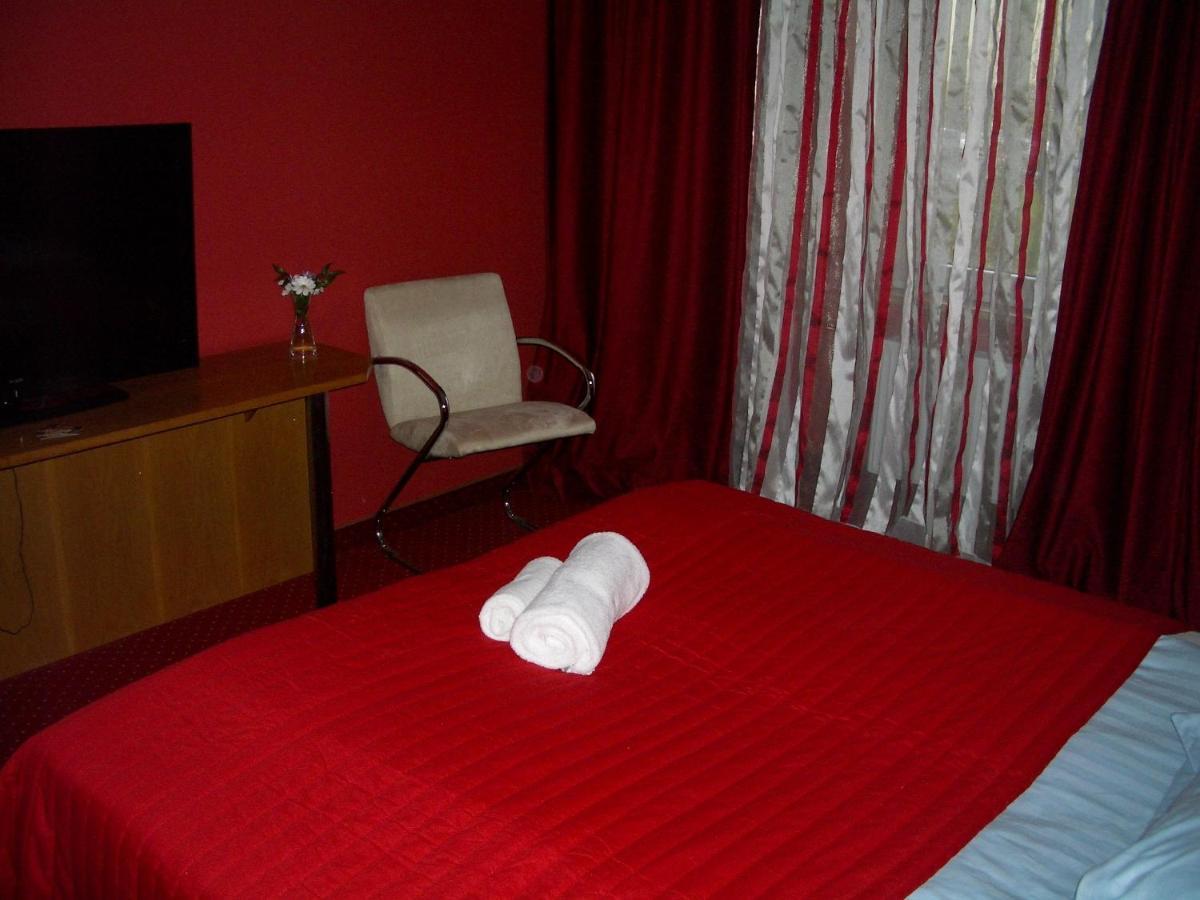 Bed and Breakfast Kardamon Żary Camera foto